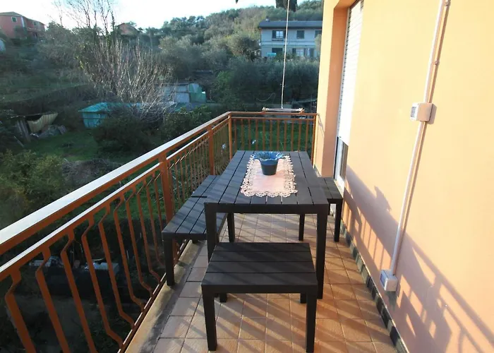 Valle Dei Poggi By Interhome Daire Rapallo